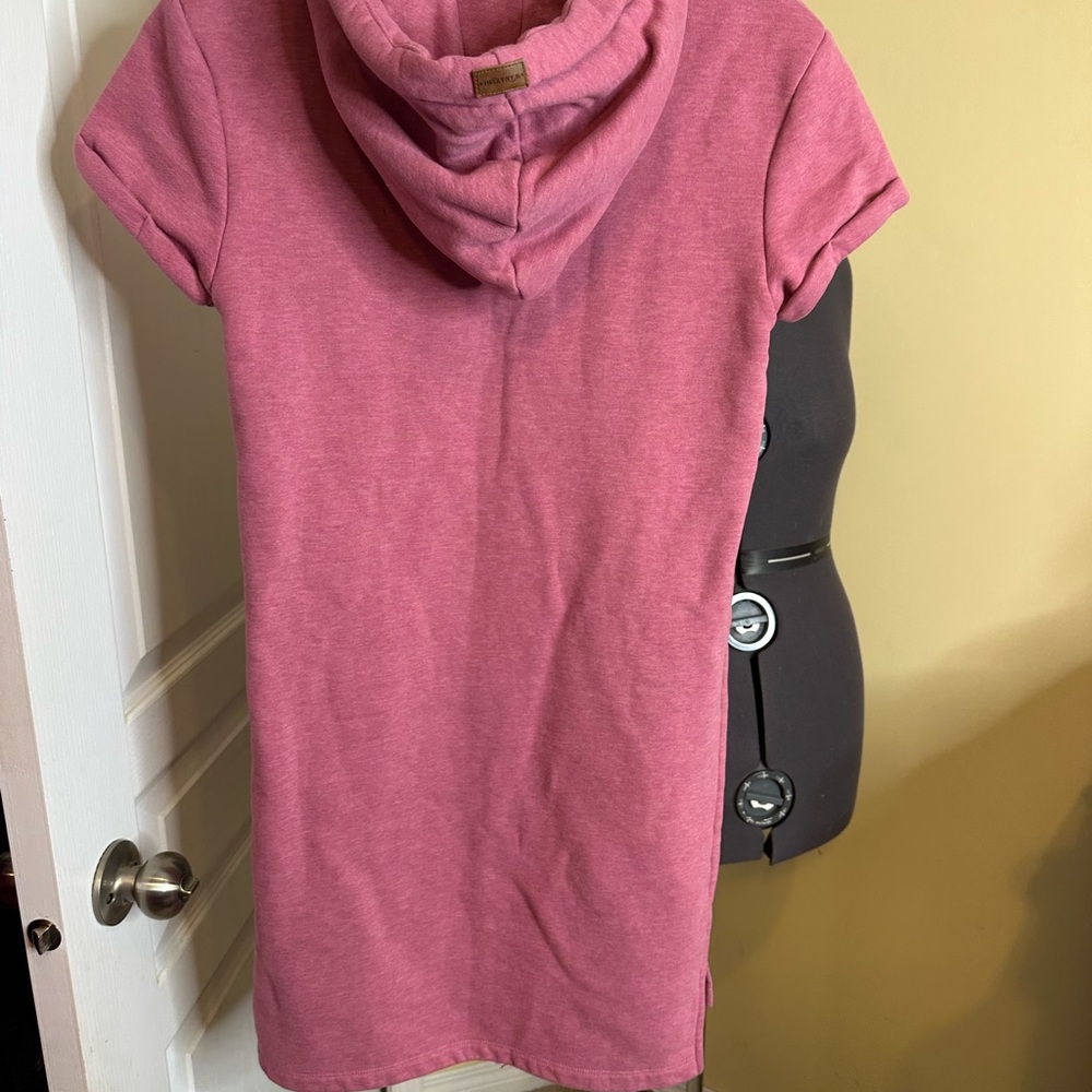 Nwot Wanakome Pink Hooded Dress with Front Pocket - Picture 11 of 14